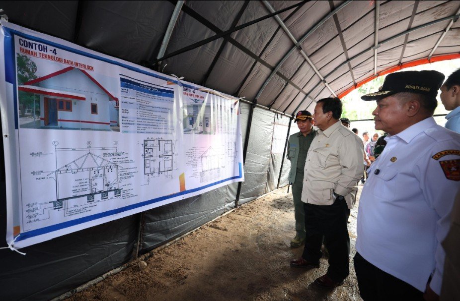 Prabowo Yakinkan Warga Agam soal Hunian Tetap Dibangun Layak dan Berkualitas
