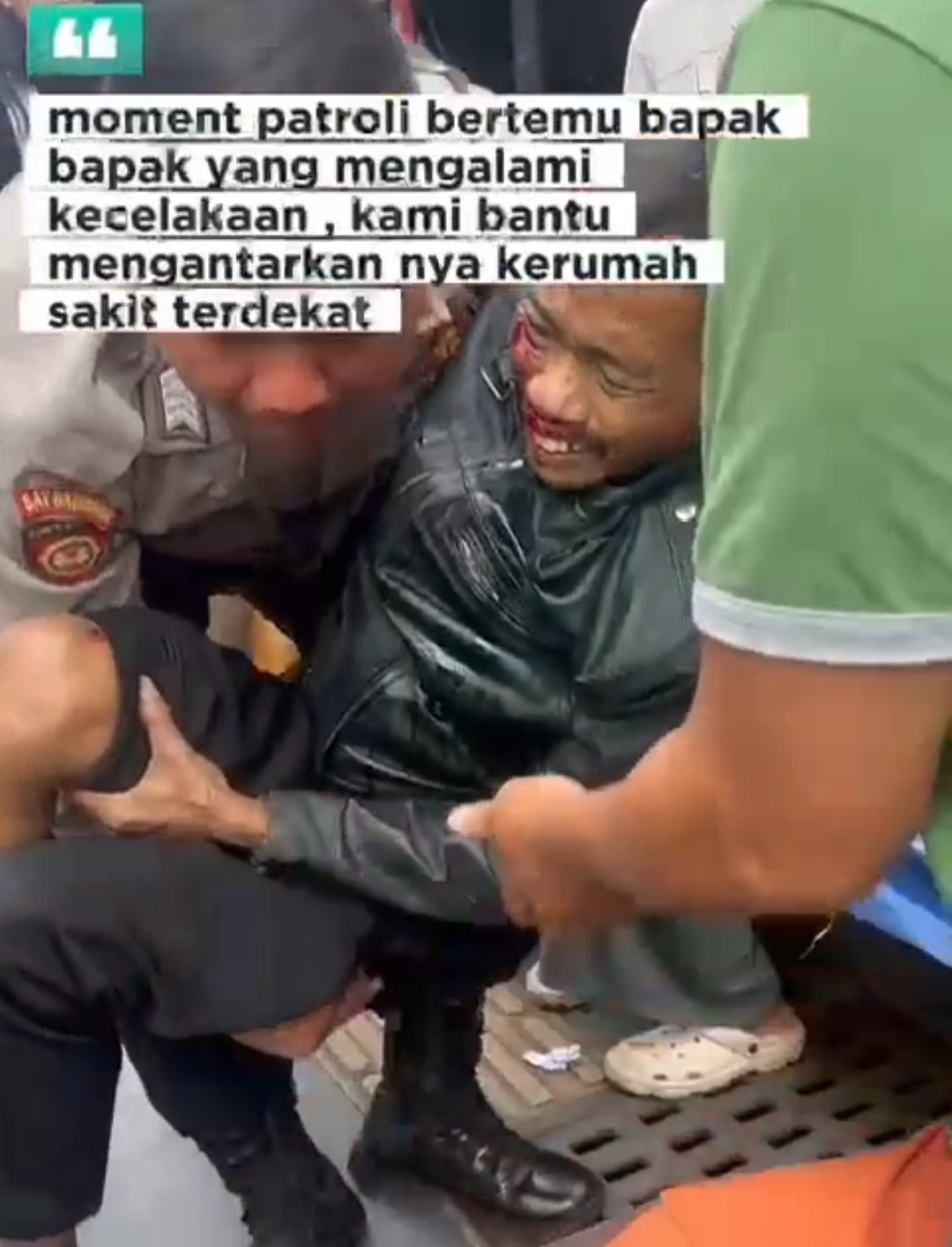 Aksi Heroik Bripka Saripudin, Pelukan Hangat Di Sore Hari Untuk Korban Kecelakaan