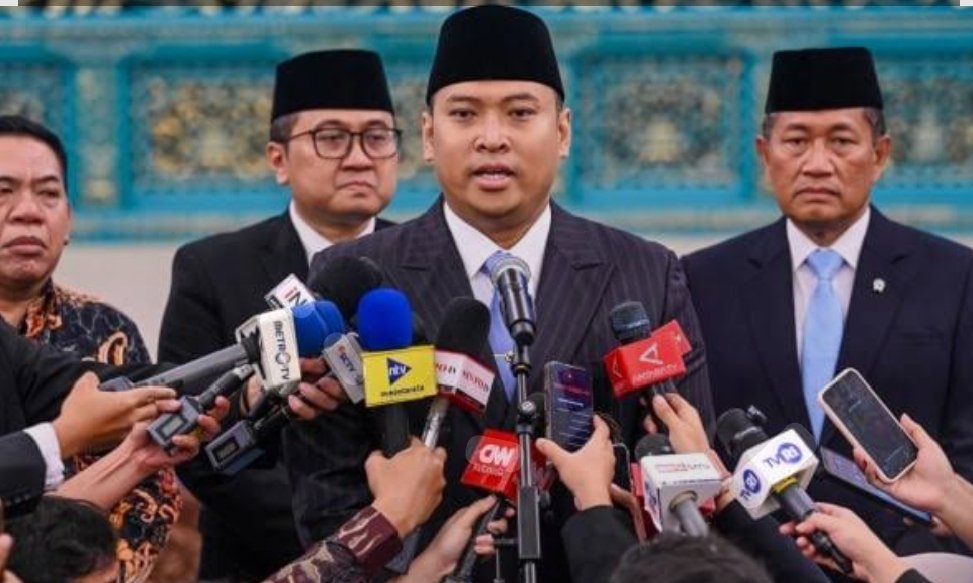 1785038347805