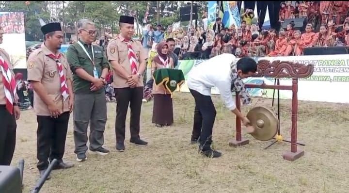 Bupati Wahyu Ferdian Buka Gema Tunas V PKBM-SKB se-Jabar di Ciputri